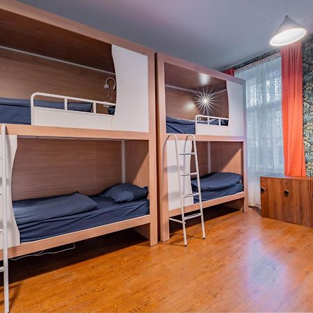 Stellar Female Hostel Прага Екстер'єр фото