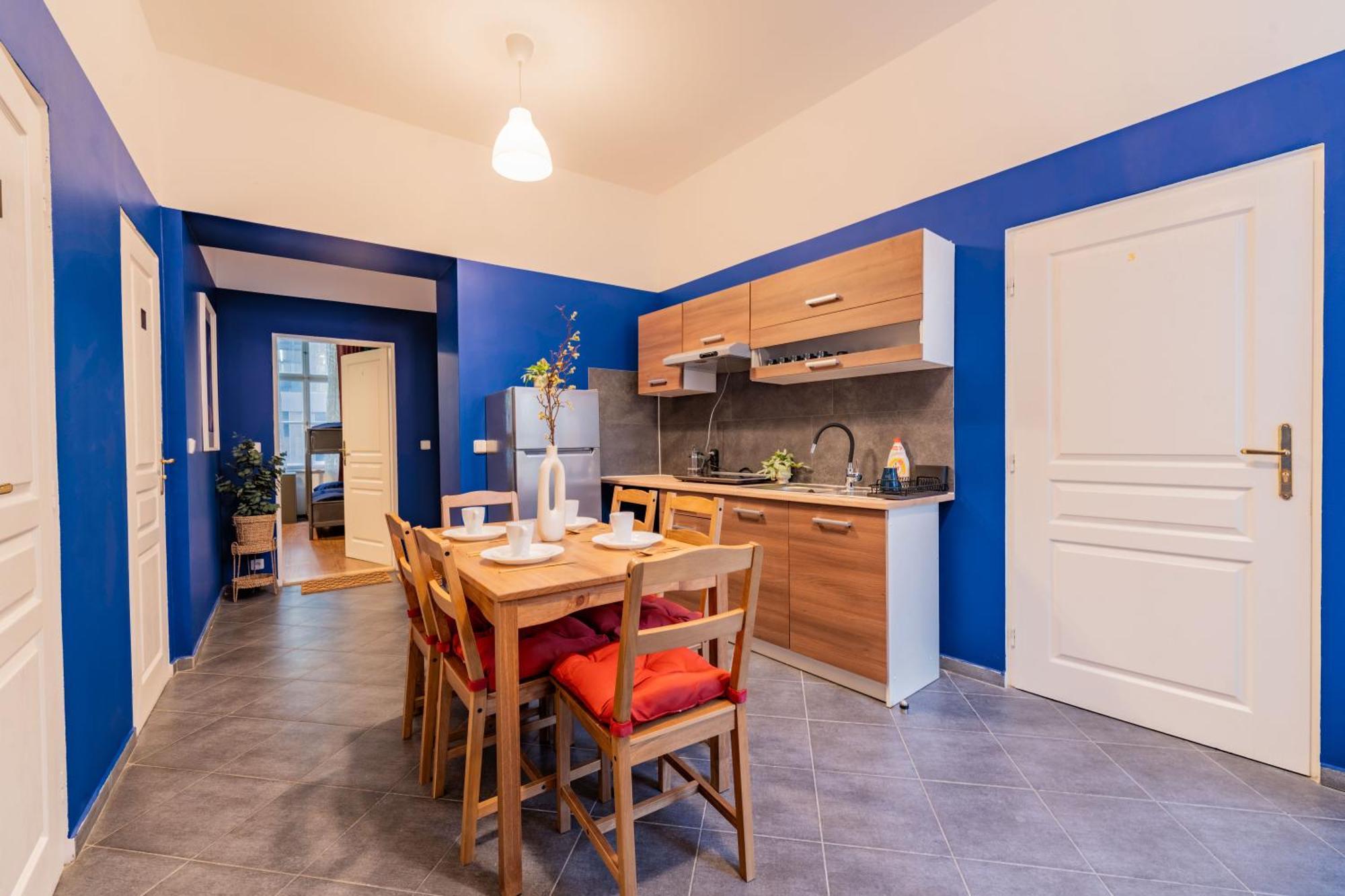 Stellar Female Hostel Прага Екстер'єр фото